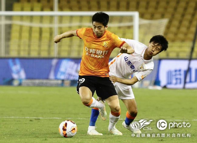 初小videos第一次摘花摘花