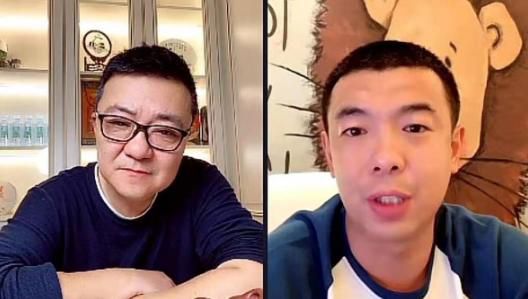 美女张腿男人桶